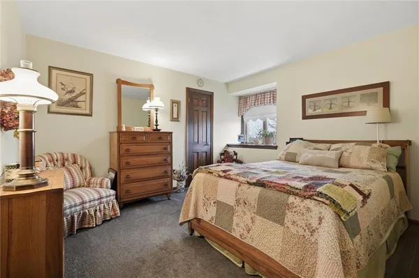 $370,000 | 916 Burning Tree Court, Elizabeth Township, PA 15135