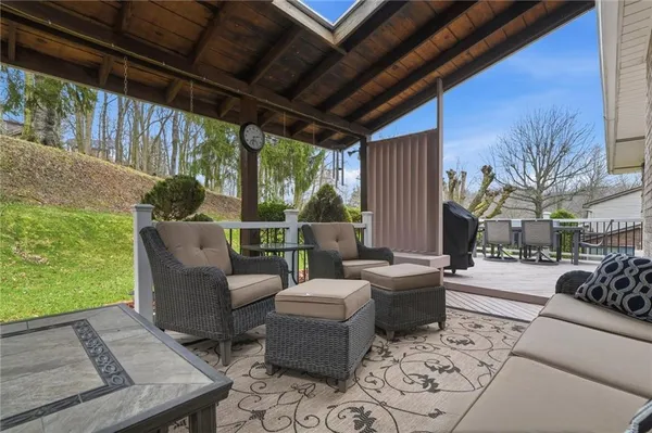 $370,000 | 916 Burning Tree Court, Elizabeth Township, PA 15135