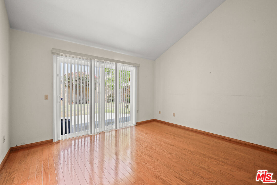 2601 Lilac Walk Oxnard, CA 93030 - Photo 20 of 35 Gallery Image 20
