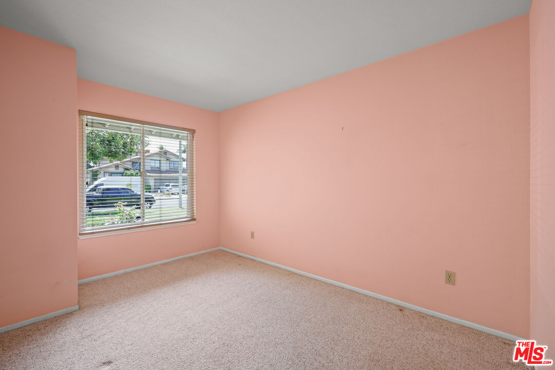 2601 Lilac Walk Oxnard, CA 93030 - Photo 24 of 35 Gallery Image 24