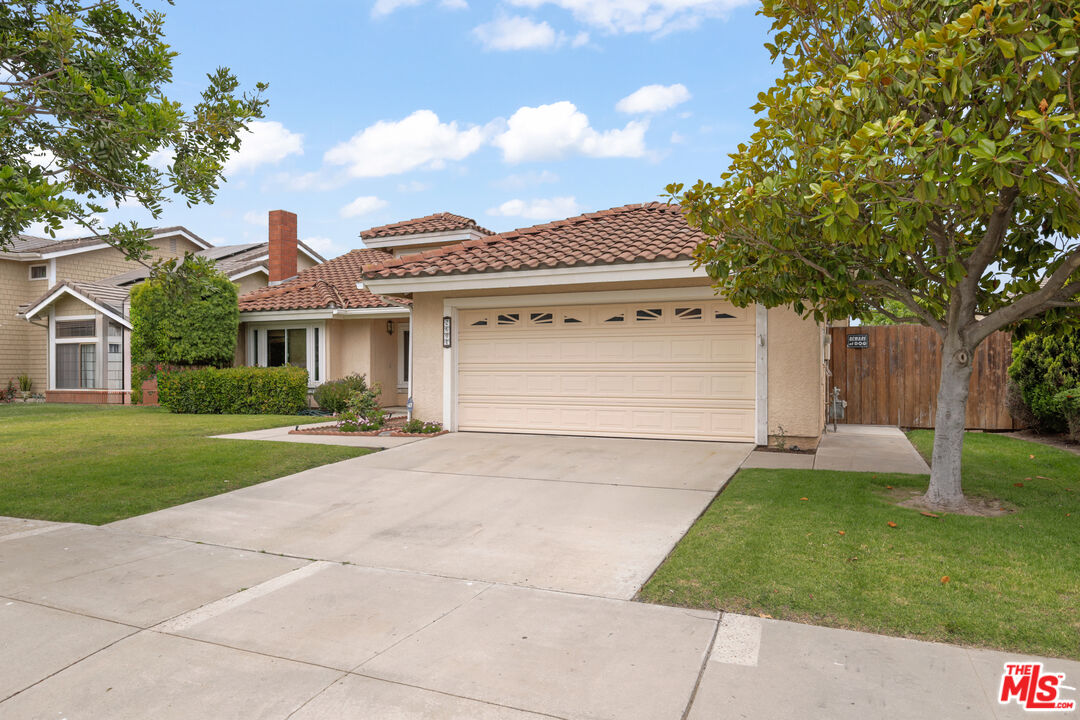 2601 Lilac Walk Oxnard, CA 93030 - Photo 34 of 35 Gallery Image 34