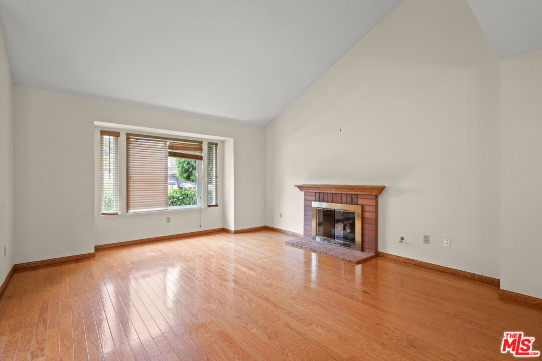 2601 Lilac Walk Oxnard, CA 93030 - Photo 7 of 35 Gallery Image 7