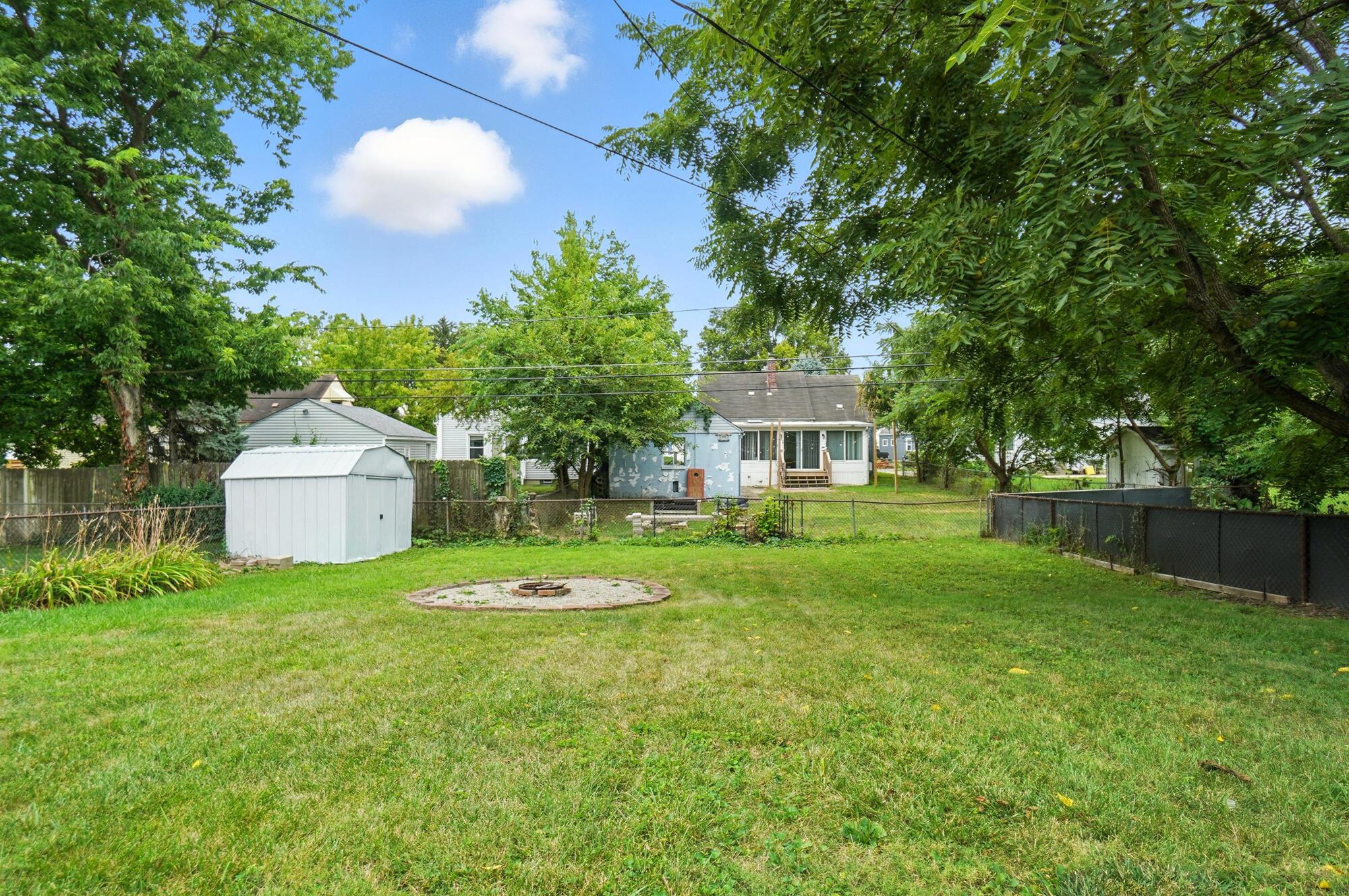 905 Kinnear Road Columbus, OH 43212 - Photo 55 of 67 Deep Fenced Lot