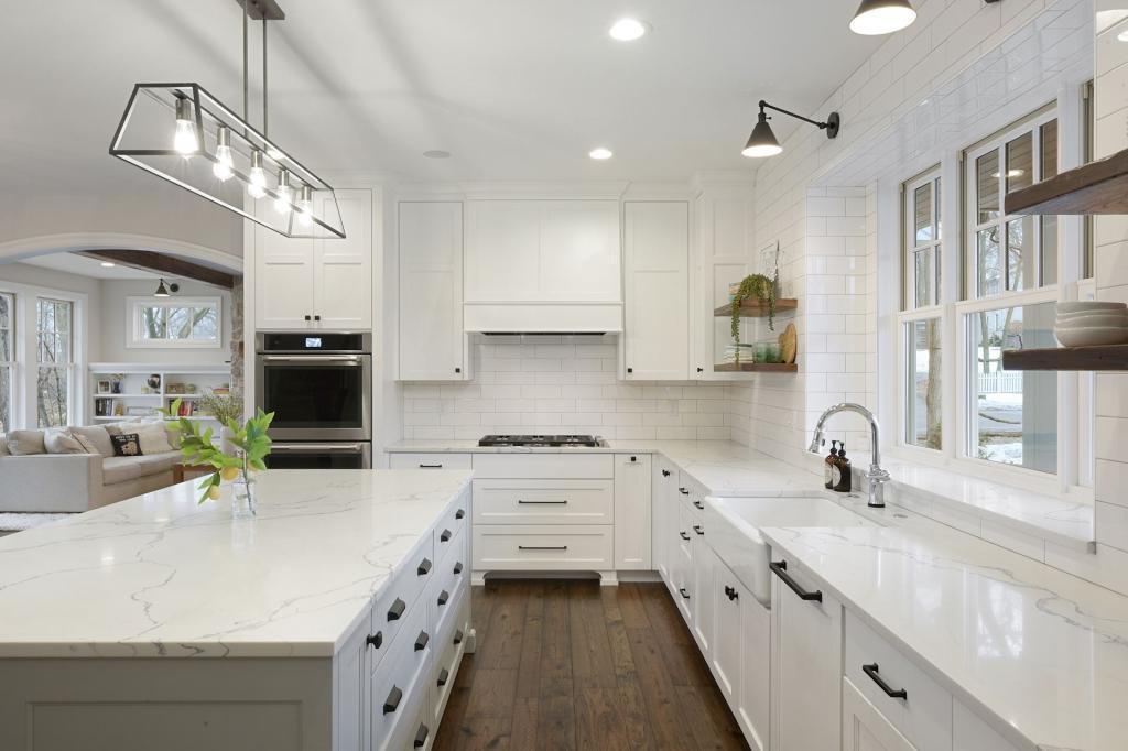 91 Wildhurst Road Tonka Bay, MN 55331 - Photo 3 of 50