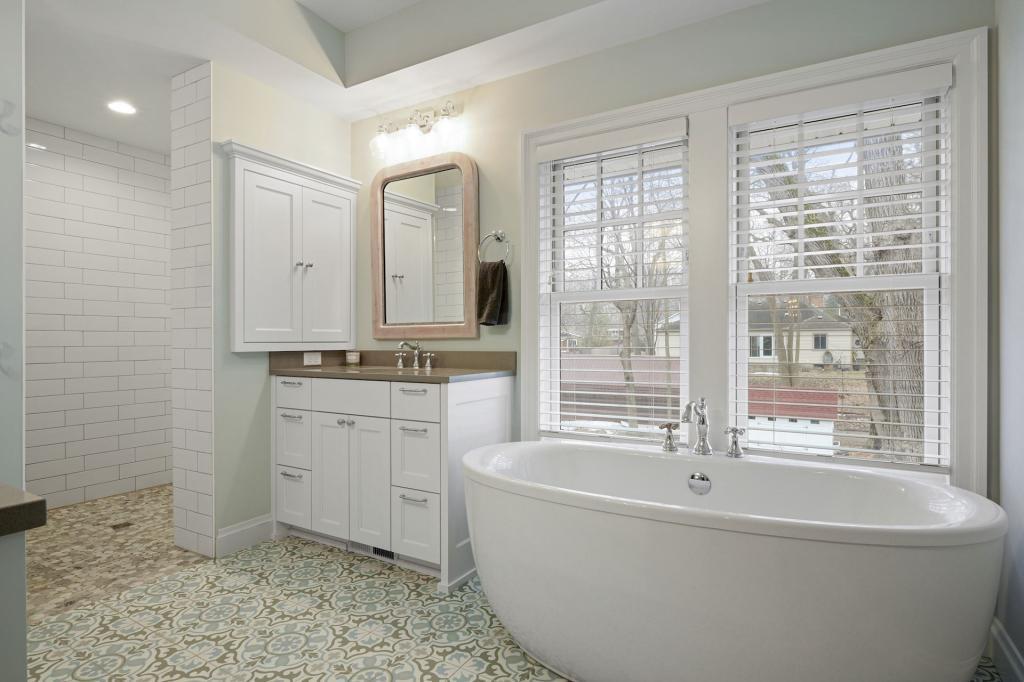 91 Wildhurst Road Tonka Bay, MN 55331 - Photo 23 of 50