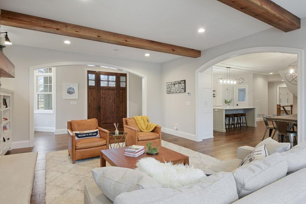 91 Wildhurst Road Tonka Bay, MN 55331 - Photo 5 of 50