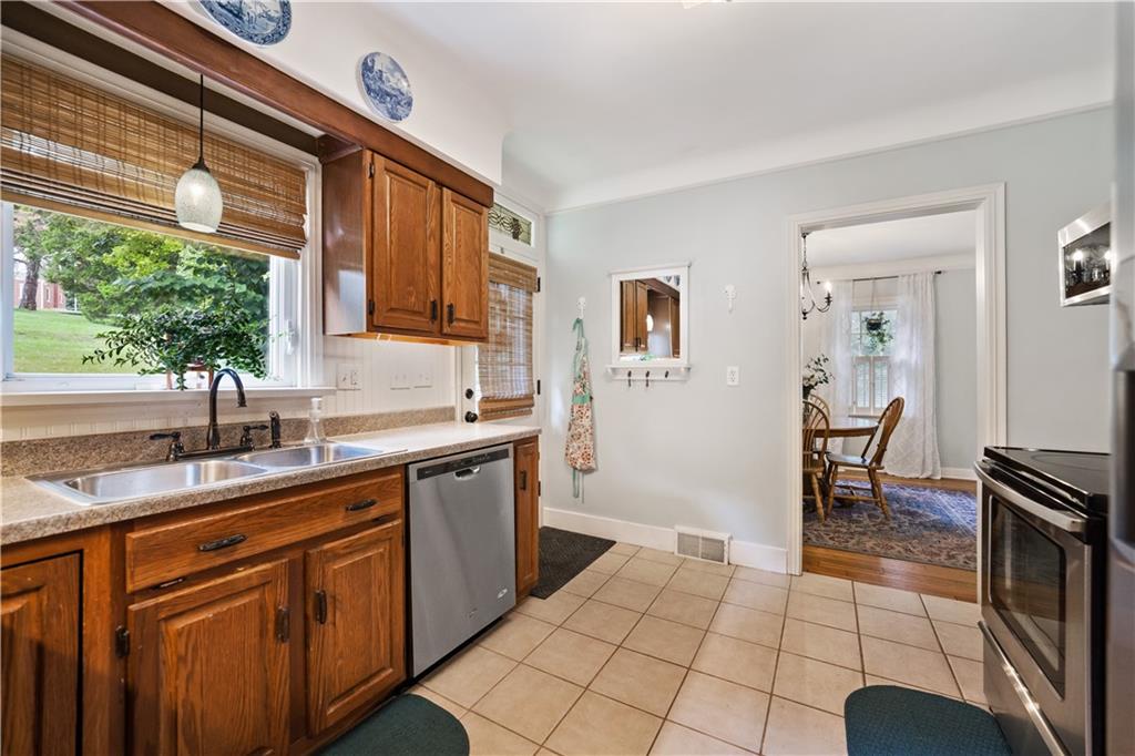 147 Meadow Spring Road Greensburg, PA 15601 - Photo 13 of 25 Gallery Image 13