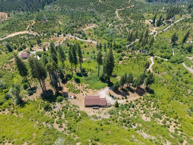 view of outdoor space and yard