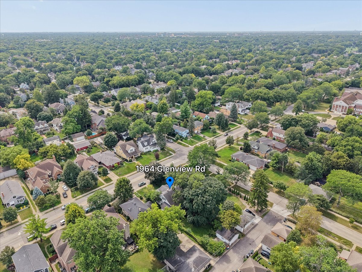 1964 Glenview Road Glenview, IL 60025 - Photo 4 of 11 Gallery Image 4