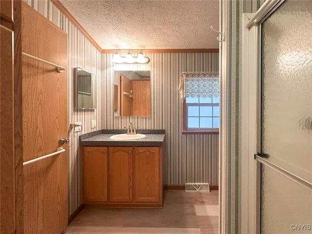 $87,500 | 355 Aspen Drive, Utica, NY 13502