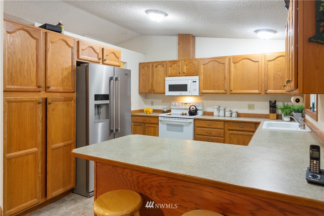 2125 172nd Place Southeast Bothell, WA 98012 - Photo 16 of 24 Gallery Image 16