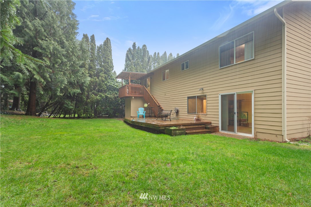 2125 172nd Place Southeast Bothell, WA 98012 - Photo 3 of 24 Gallery Image 3