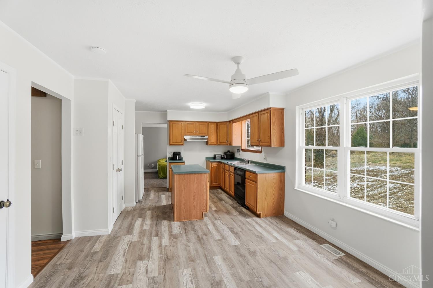 5285 Yeatman Road Cincinnati, OH 45252 - Photo 21 of 72