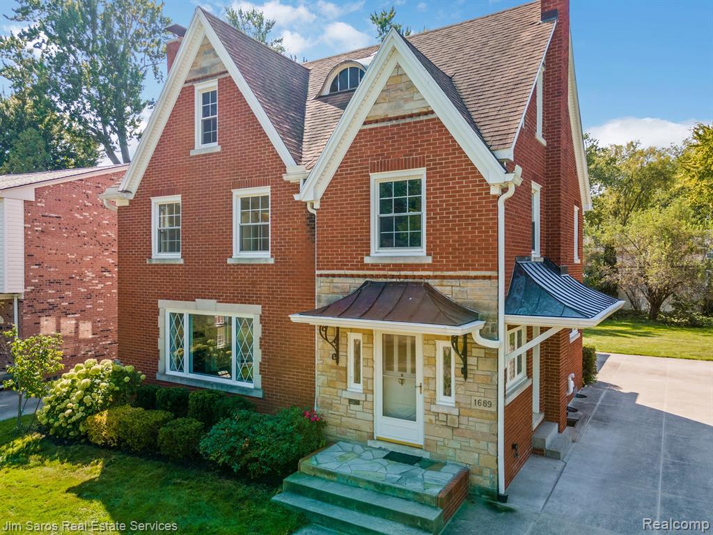 1689 Broadstone Road Grosse Pointe Woods, MI 48236 - Photo 35 of 35