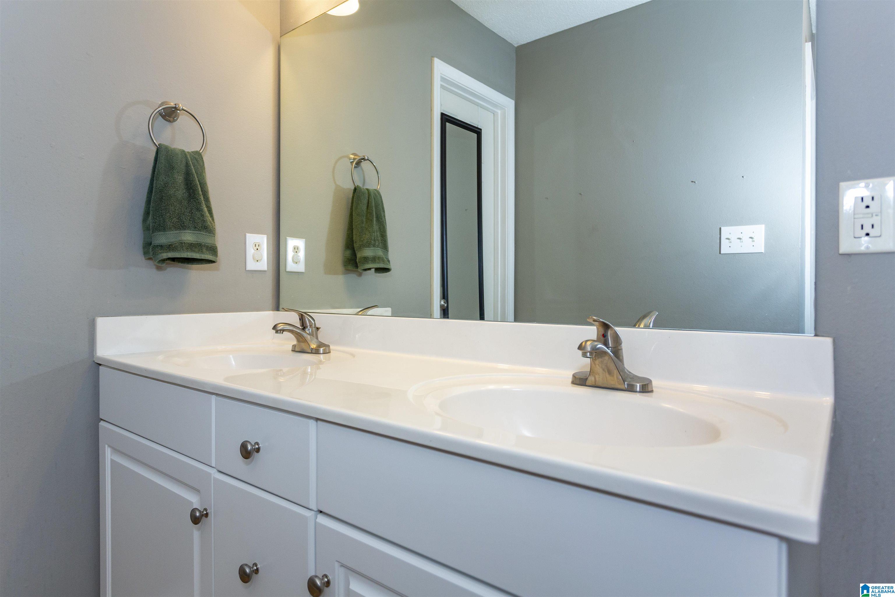 826 Meriweather Drive Calera, AL 35040 - Photo 14 of 23
