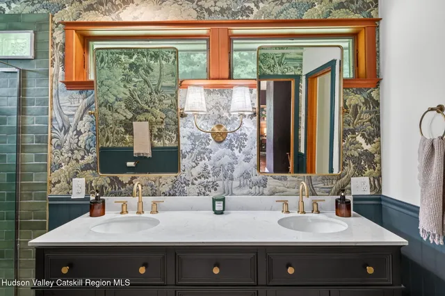 $899,000 | 151 Wilhelm Road, Saugerties, NY 12477