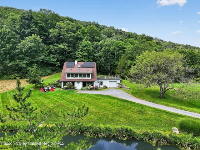 $899,000 | 151 Wilhelm Road, Saugerties, NY 12477