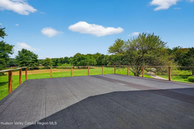 $899,000 | 151 Wilhelm Road, Saugerties, NY 12477