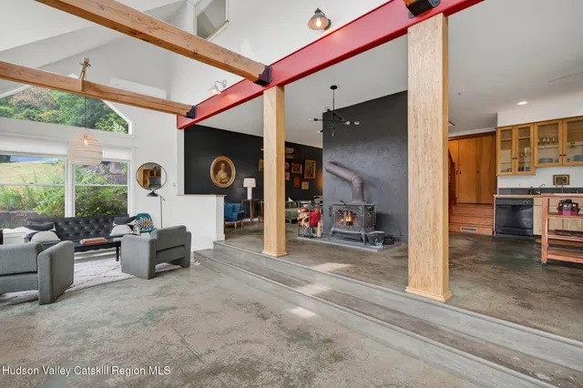 $899,000 | 151 Wilhelm Road, Saugerties, NY 12477