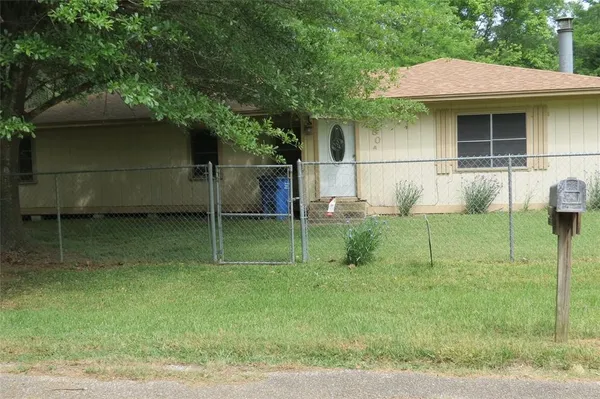 $210,000 | 380 Keeland Drive, New Waverly, TX 77358