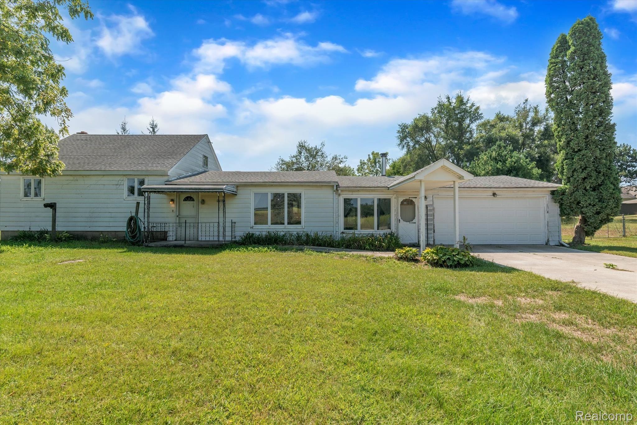 12557 Darling Road Milan, MI 48160 - Photo 3 of 41 03-12557-Darling-Rd-WindowStill-Real-Estate-Photography-2.jpg