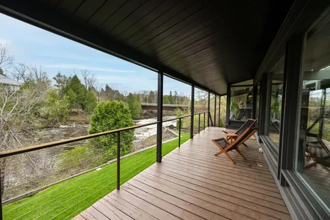 $1,100,000 | 1802 South Green Bay Road, Grafton, WI 53024