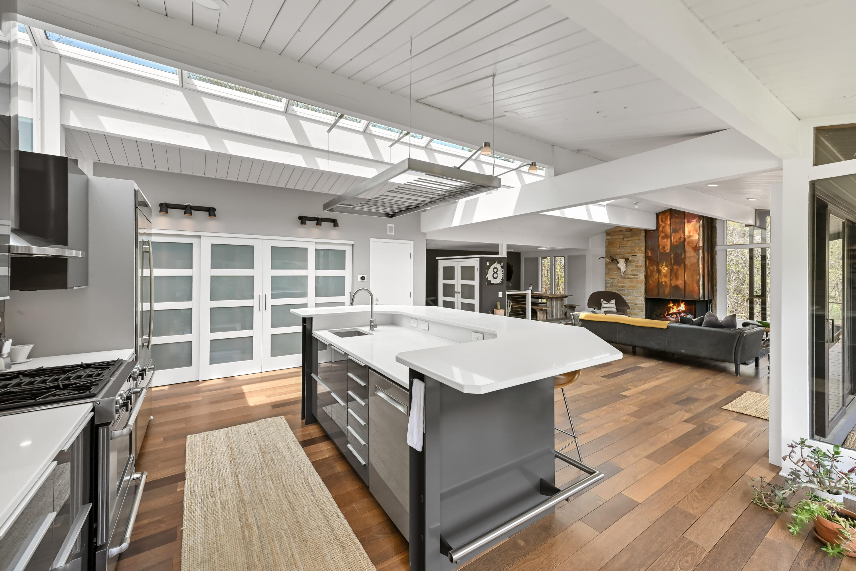 1802 South Green Bay Road Grafton, WI 53024 - Photo 21 of 68 Kitchen