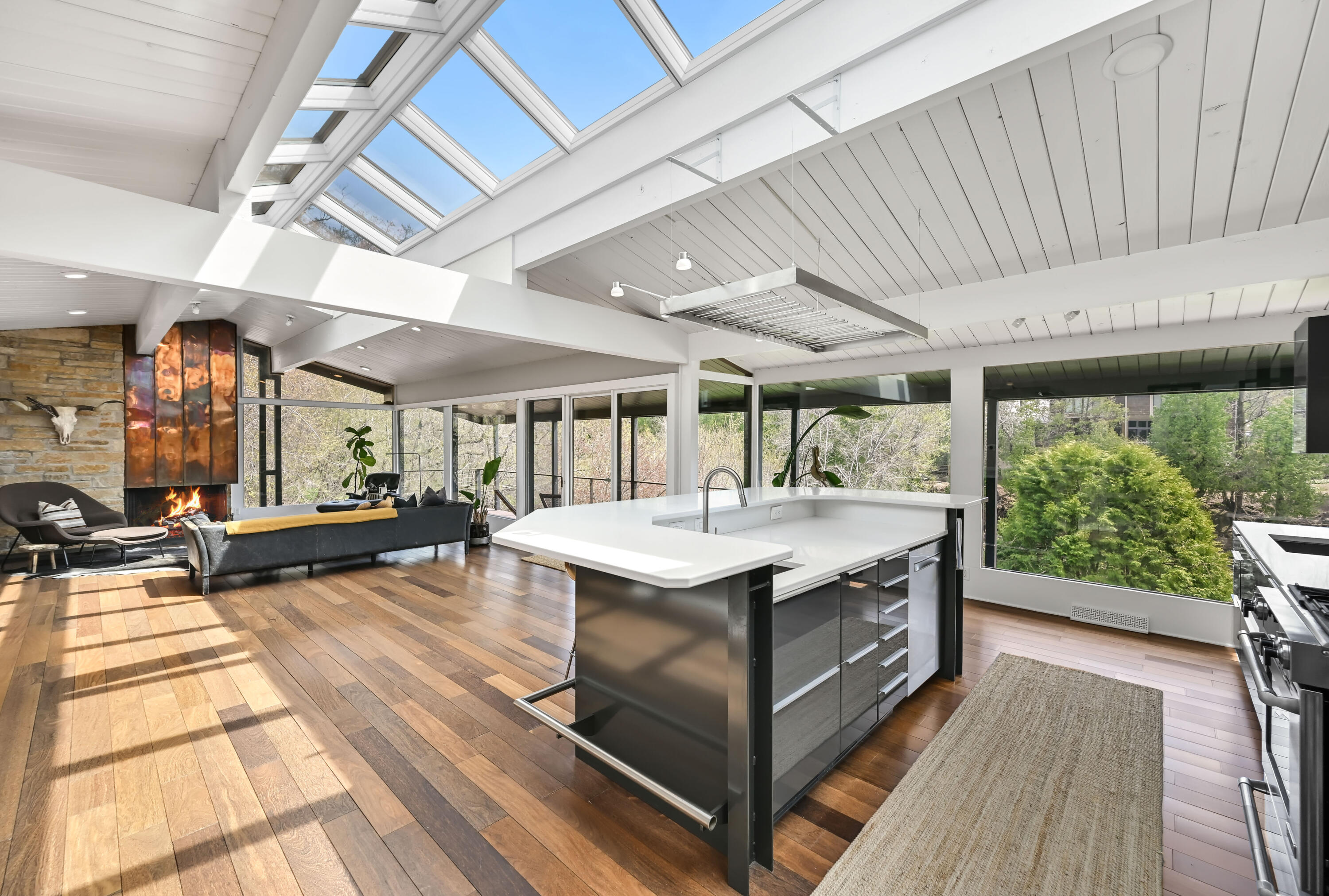 1802 South Green Bay Road Grafton, WI 53024 - Photo 23 of 68 Kitchen