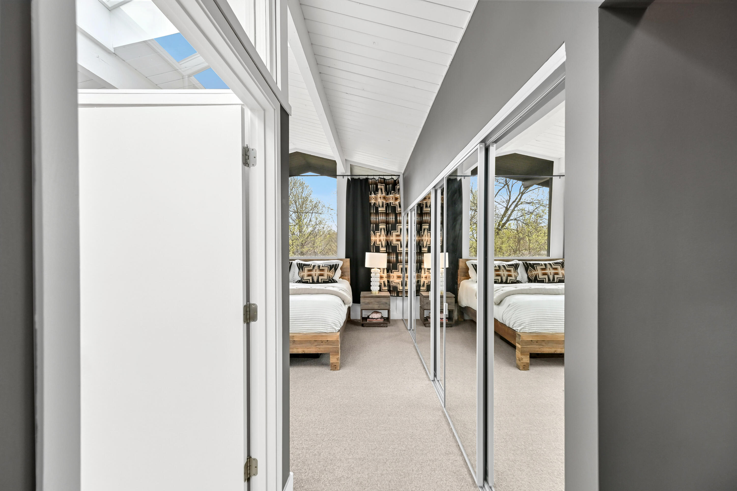 1802 South Green Bay Road Grafton, WI 53024 - Photo 25 of 68 Primary Suite