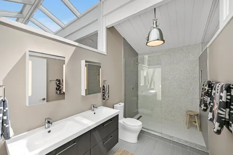 $1,100,000 | 1802 South Green Bay Road, Grafton, WI 53024