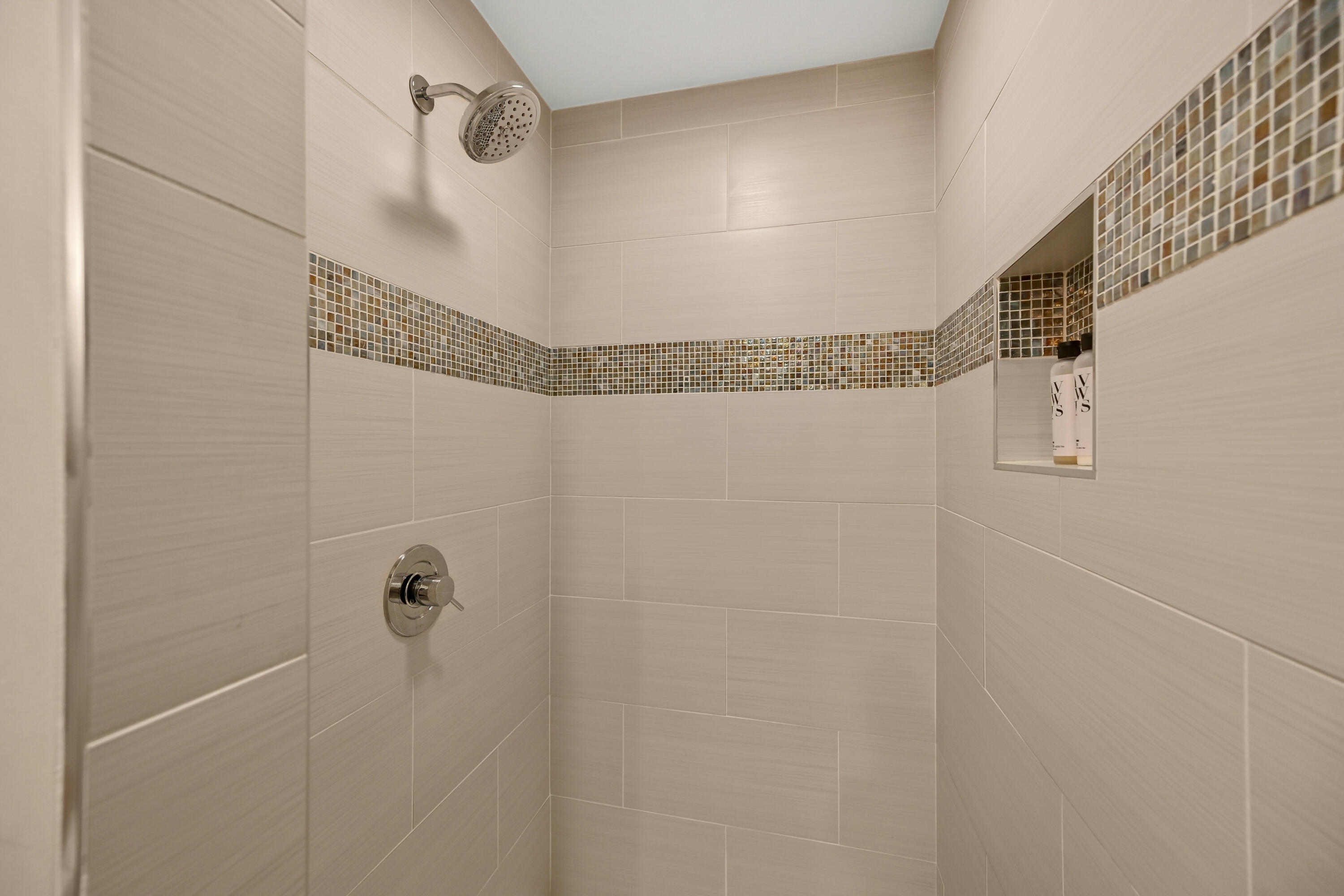 1802 South Green Bay Road Grafton, WI 53024 - Photo 42 of 68 Bedroom #2 Full Bath