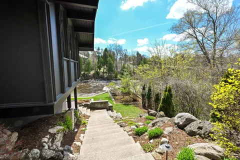 $1,100,000 | 1802 South Green Bay Road, Grafton, WI 53024