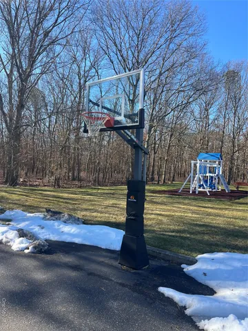 $618,000 | 82 Lakeview Drive, Manorville, NY 11949