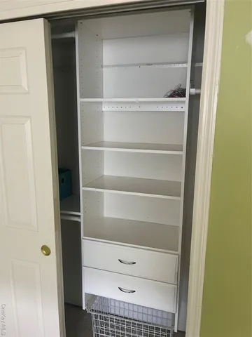 $618,000 | 82 Lakeview Drive, Manorville, NY 11949