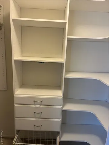 $618,000 | 82 Lakeview Drive, Manorville, NY 11949