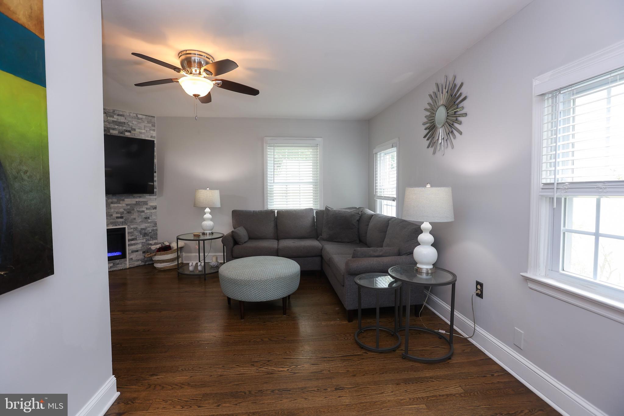 40 Preston Road Media, PA 19063 - Photo 20 of 42 Family Room