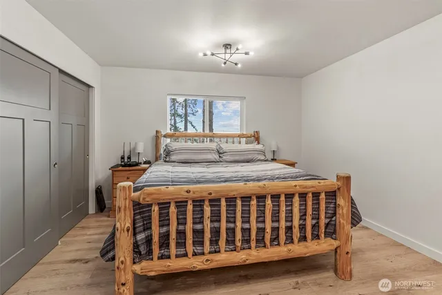 $714,900 | 572 Columbia Street, Cathlamet, WA 98612