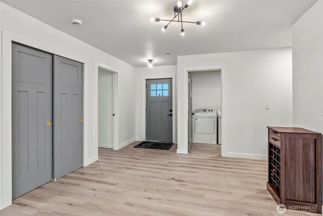 $714,900 | 572 Columbia Street, Cathlamet, WA 98612