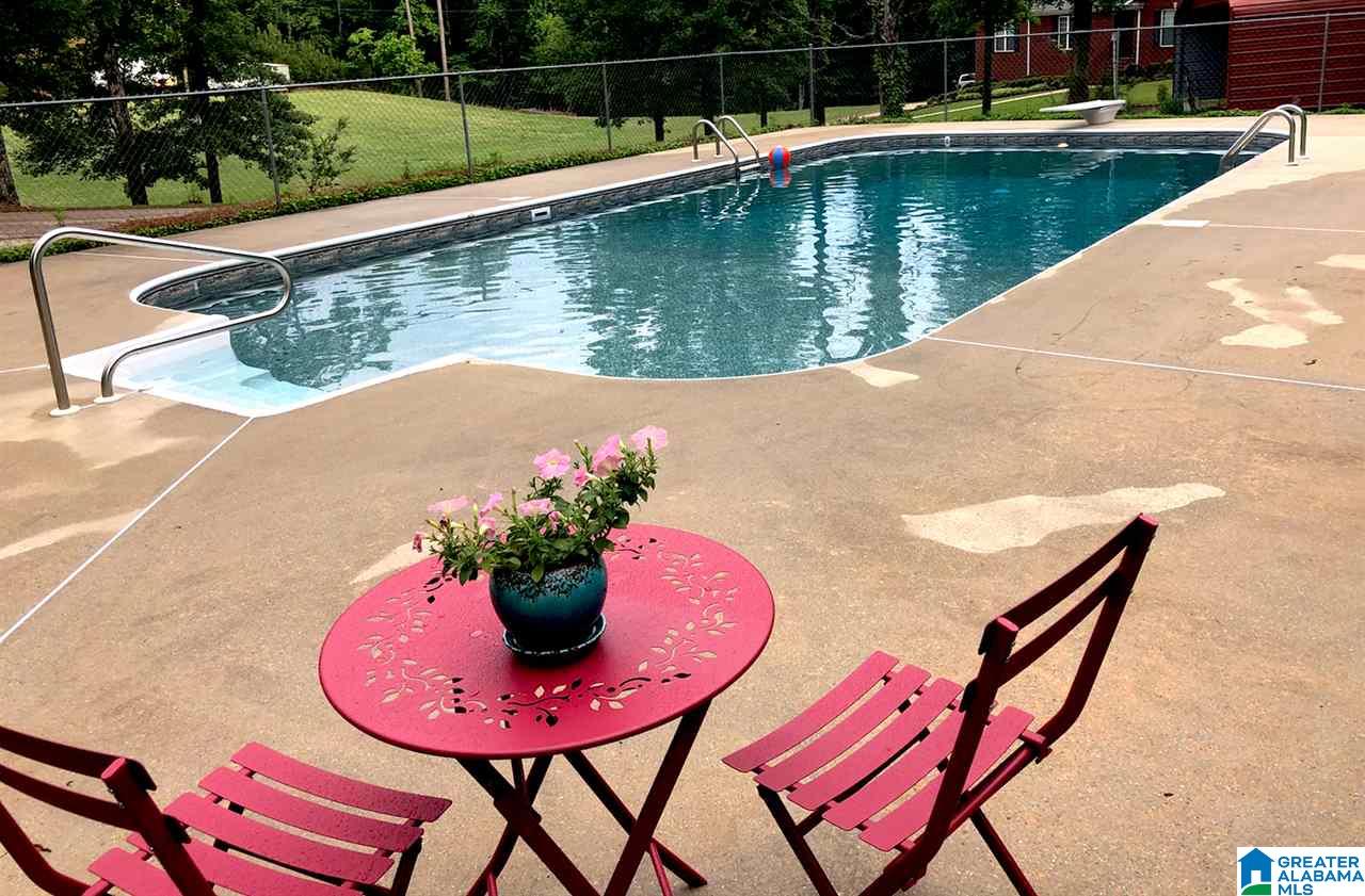 1776 County Road 42 Calera, AL 35040 - Photo 2 of 8
