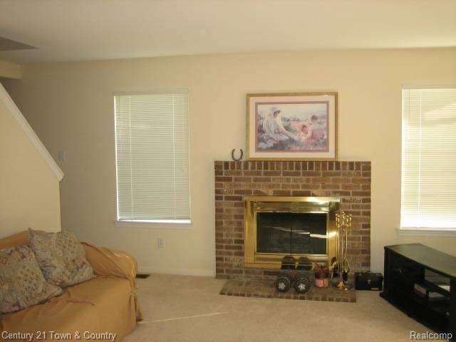 44603 Ridgefield Road Canton, MI 48188 - Photo 2 of 10 Great Room