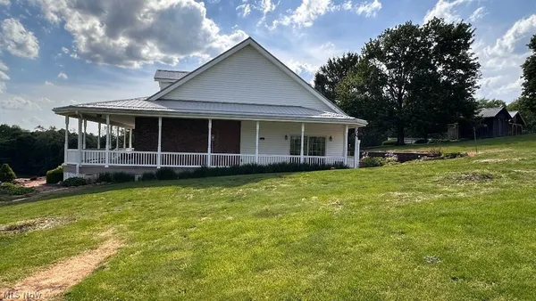 $826,000 | 74663 Broadhead Road, Kimbolton, OH 43749