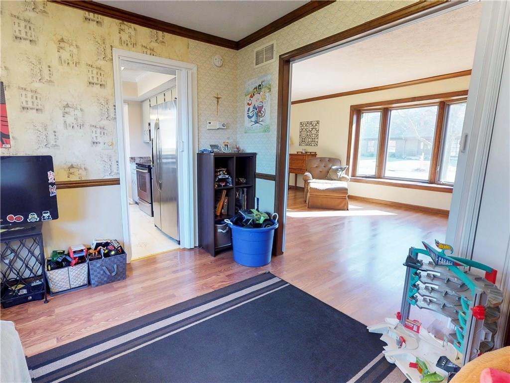 8728 Winding Ridge Road Indianapolis, IN 46217 - Photo 17 of 39 Gallery Image 17