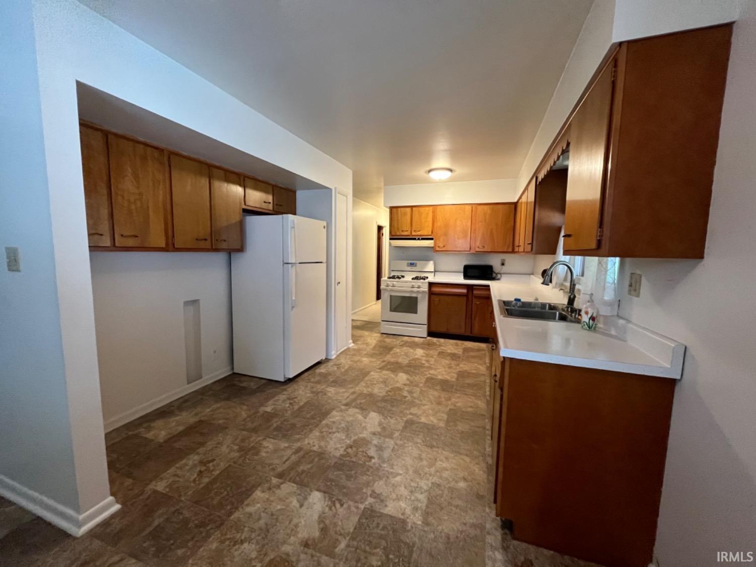 2830 South Mary's Lane Rensselaer, IN 47978 - Photo 5 of 25