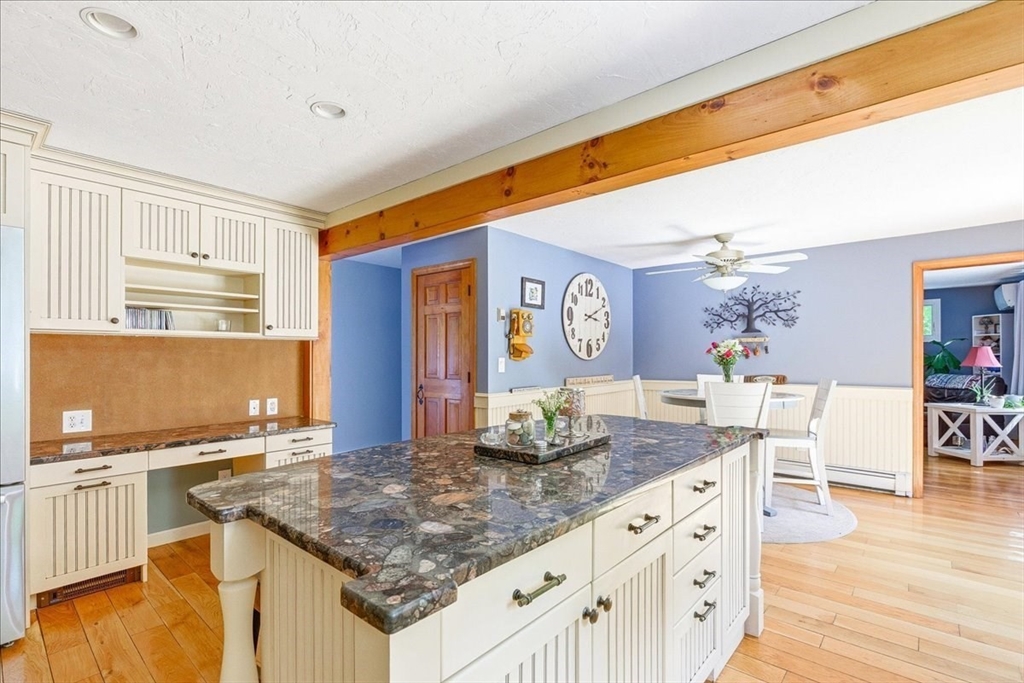 9 Woodridge Road Sandwich, MA 02537 - Photo 8 of 42