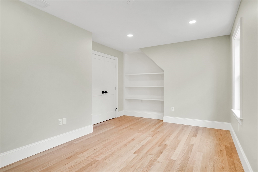 232 Lincoln Street Lexington, MA 02421 - Photo 30 of 42