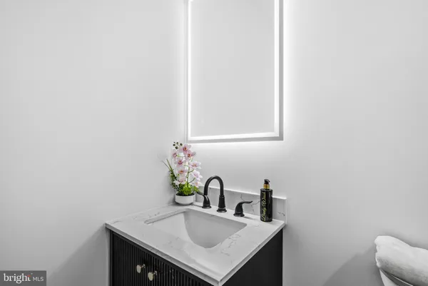 $1,200,000 | 414 Waterford Road, Silver Spring, MD 20901