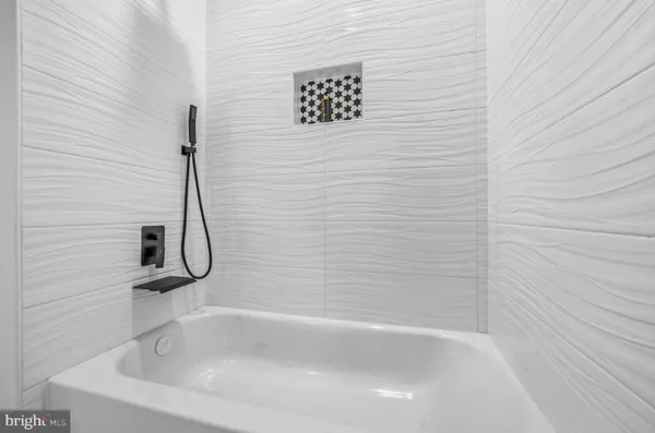 $1,200,000 | 414 Waterford Road, Silver Spring, MD 20901