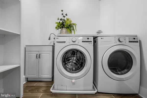 $1,200,000 | 414 Waterford Road, Silver Spring, MD 20901