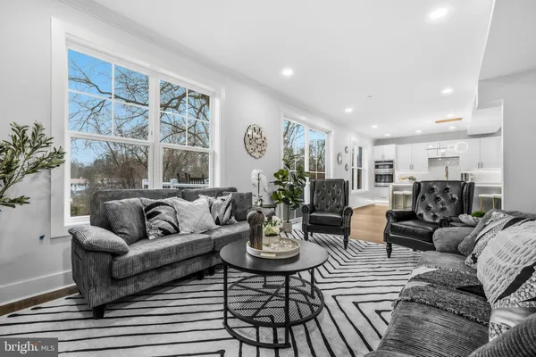 $1,200,000 | 414 Waterford Road, Silver Spring, MD 20901