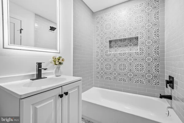 $1,200,000 | 414 Waterford Road, Silver Spring, MD 20901